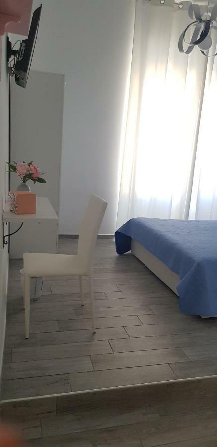 Bed and Breakfast Butterfly House Salerno Esterno foto